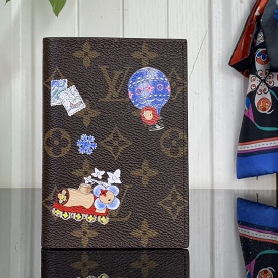 Louis Vuitton Passport Cover M15320
