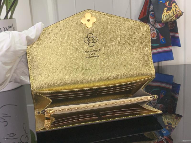 Louis Vuitton Sarah Wallet M15336