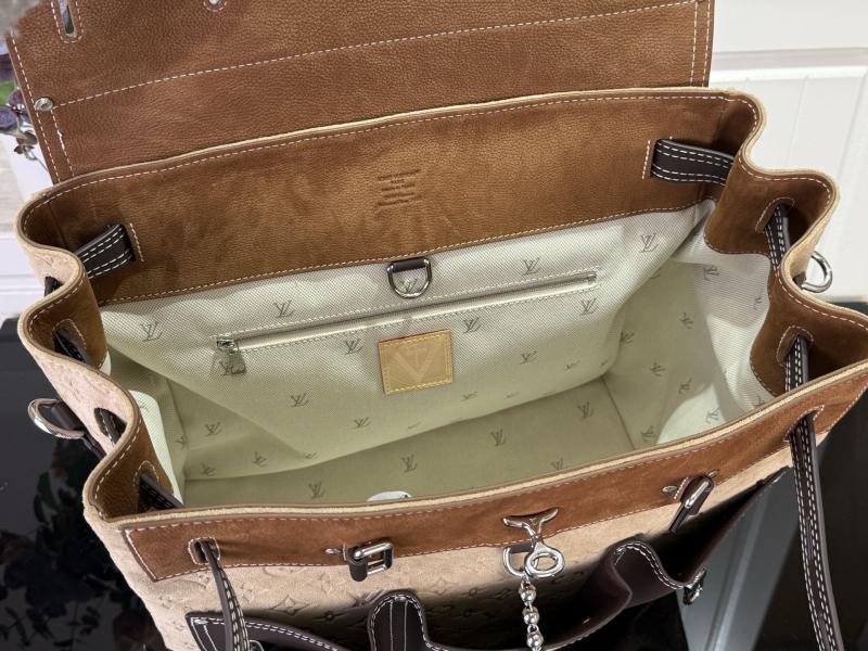 Louis Vuitton Steamer 40 Tan M26019