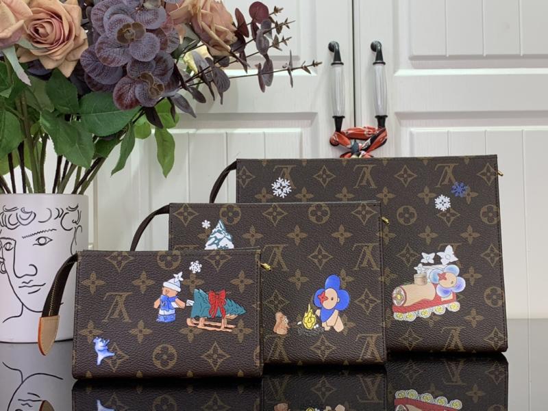 Louis Vuitton Trio Toilet Pouch M15357