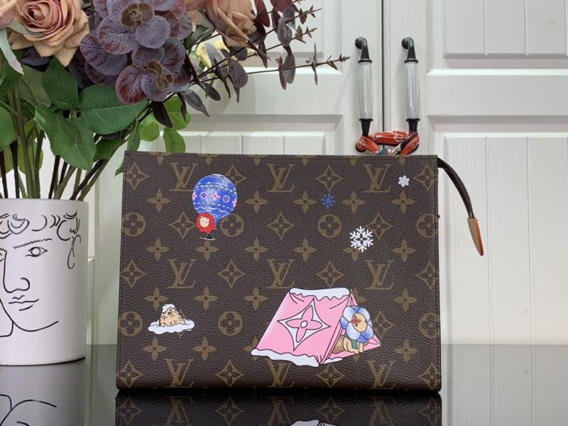 Louis Vuitton Trio Toilet Pouch M15357