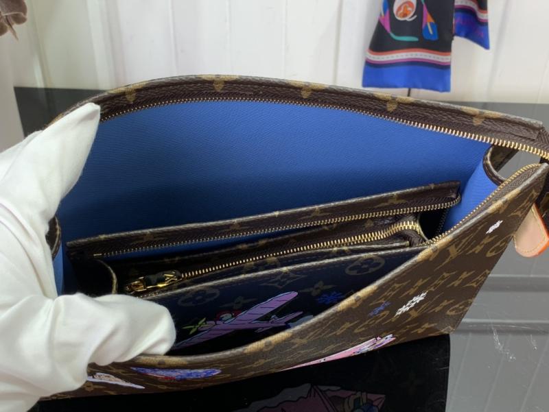Louis Vuitton Trio Toilet Pouch M15357