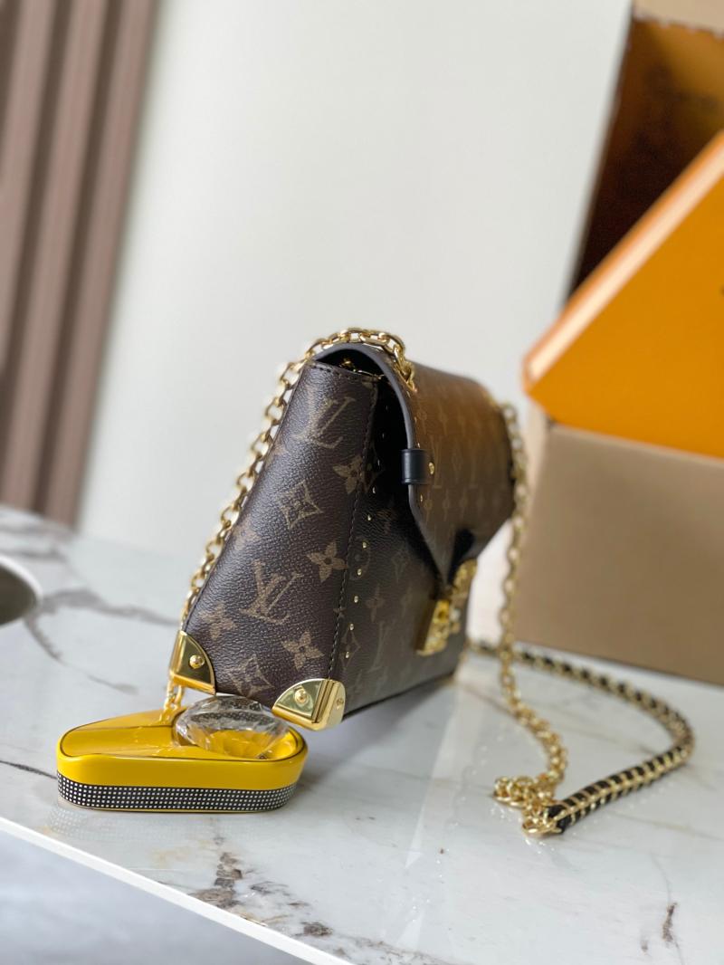 Louis Vuitton Trunkie M14526