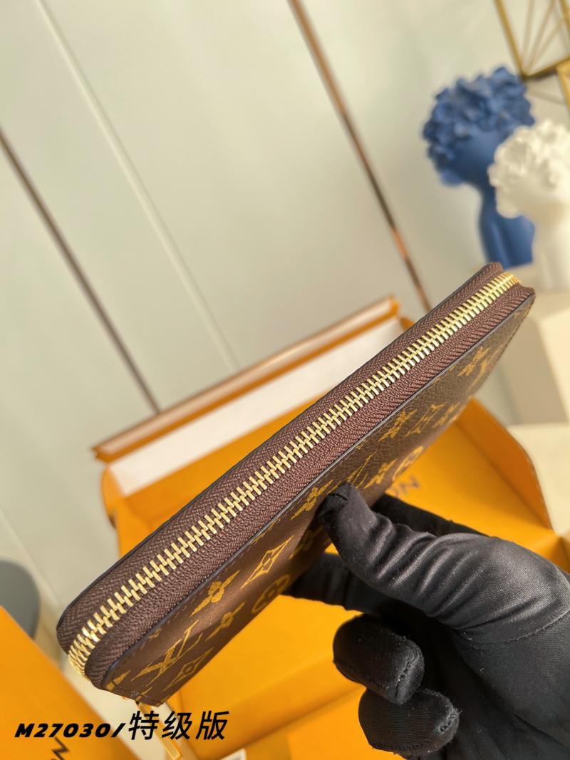 Louis Vuitton Zippy Wallet Gold M27029