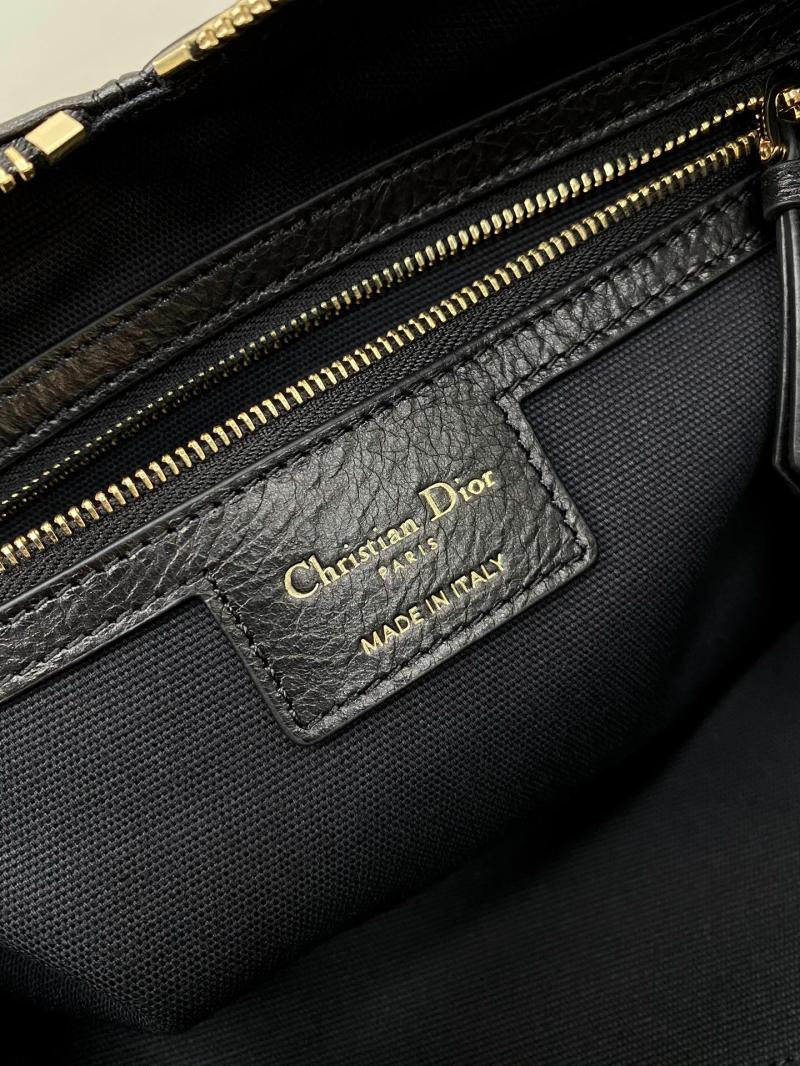 Medium Dior Crinkled Calfskin Voyage Bag Black M2846
