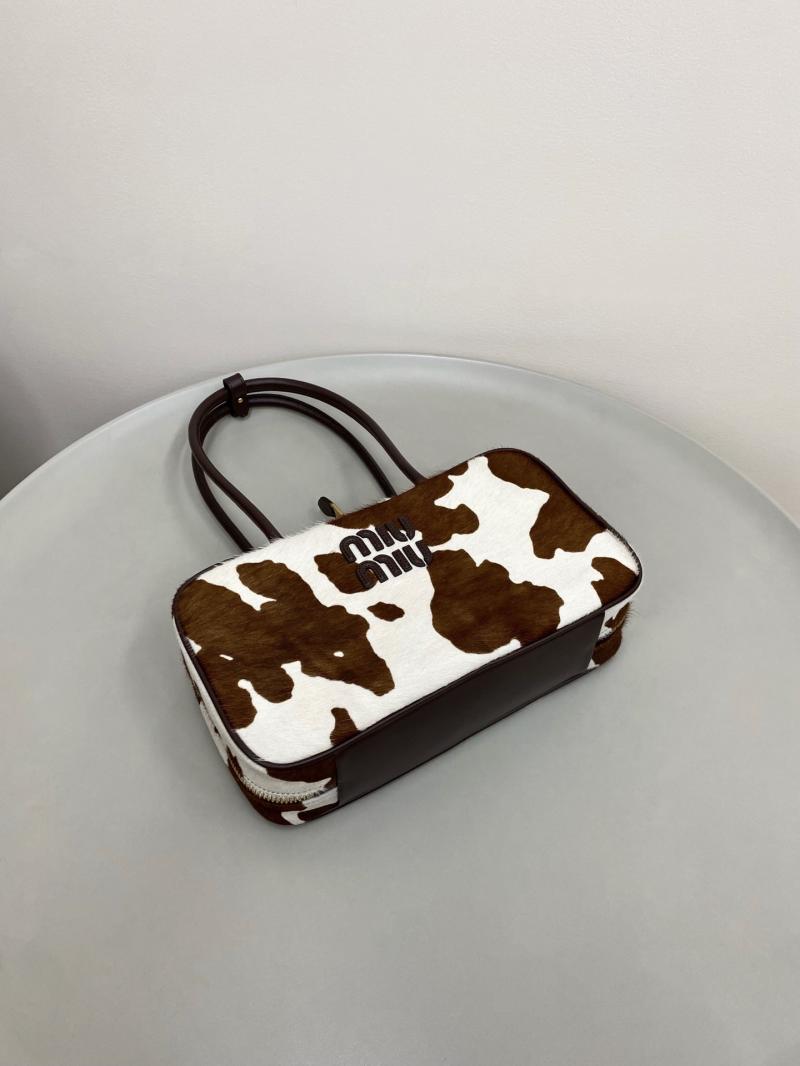Miu Miu Printed leather Beau bag 5BB172