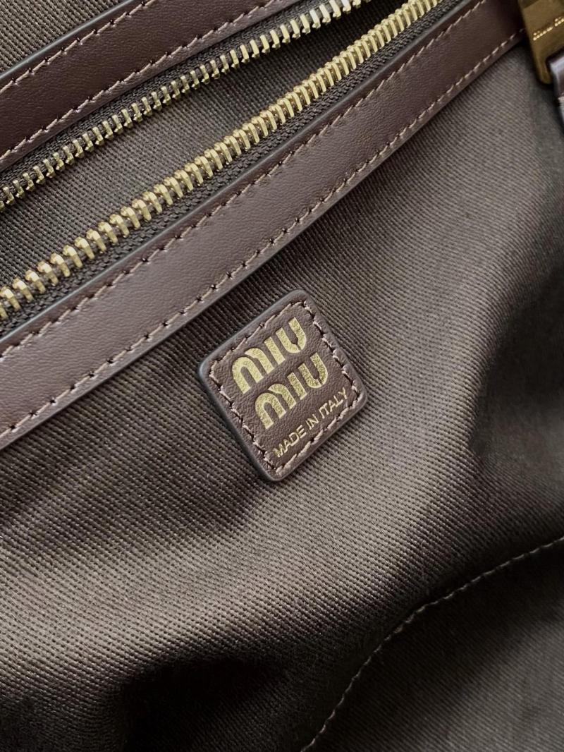 Miu Miu Printed leather Beau bag 5BB172