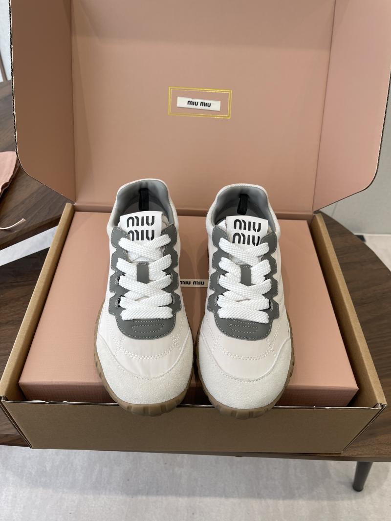 Miu Miu Sneakers DGP11308