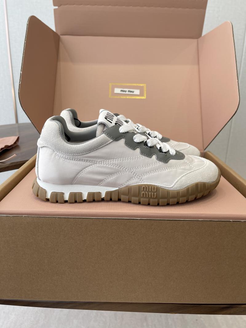 Miu Miu Sneakers DGP11308