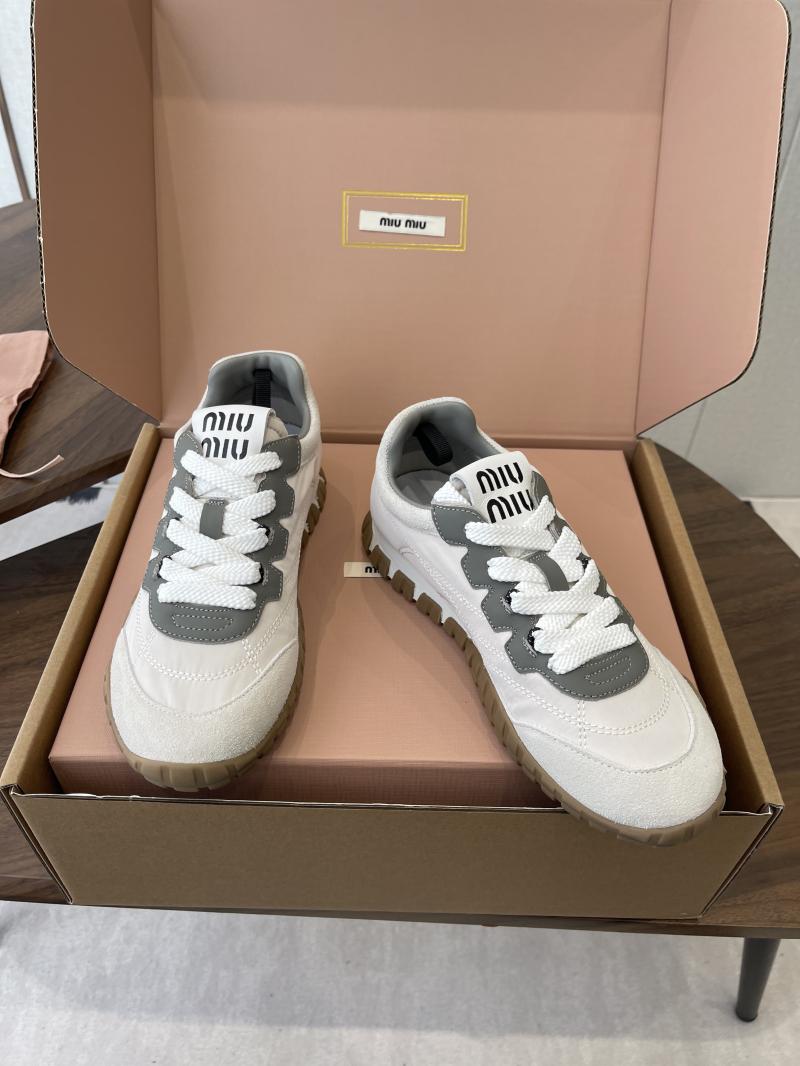 Miu Miu Sneakers DGP11308