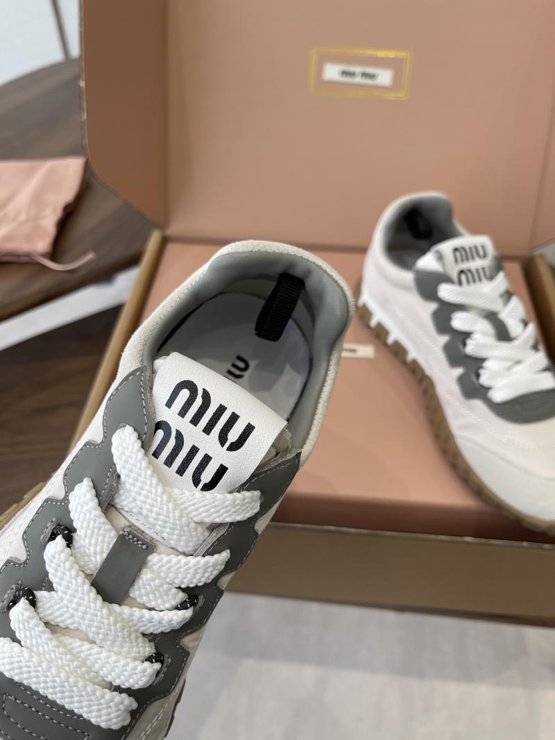 Miu Miu Sneakers DGP11308