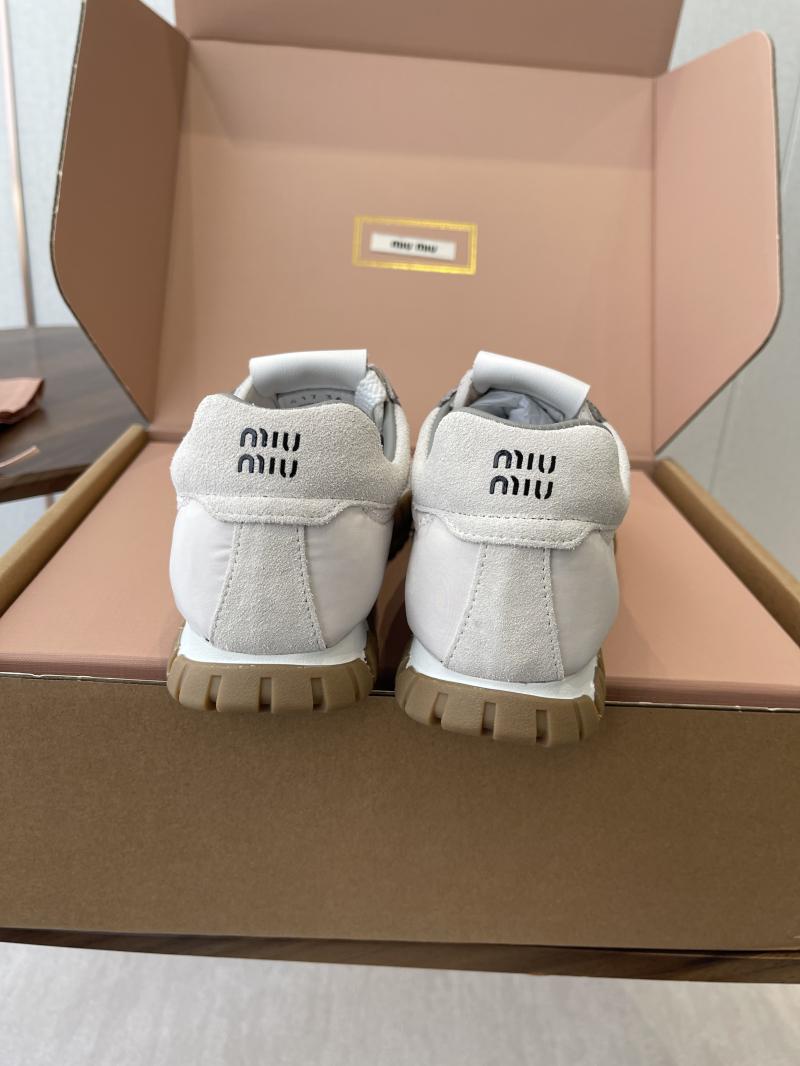 Miu Miu Sneakers DGP11308