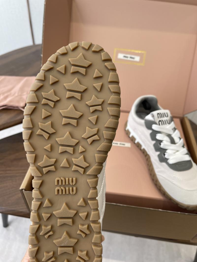 Miu Miu Sneakers DGP11308
