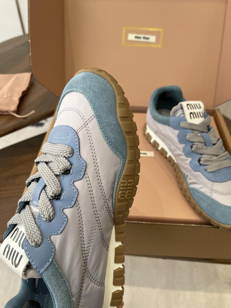Miu Miu Sneakers DGP11309