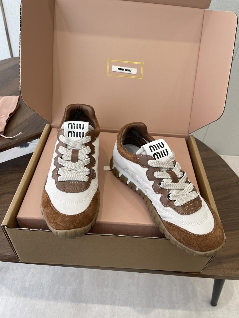 Miu Miu Sneakers DGP11310