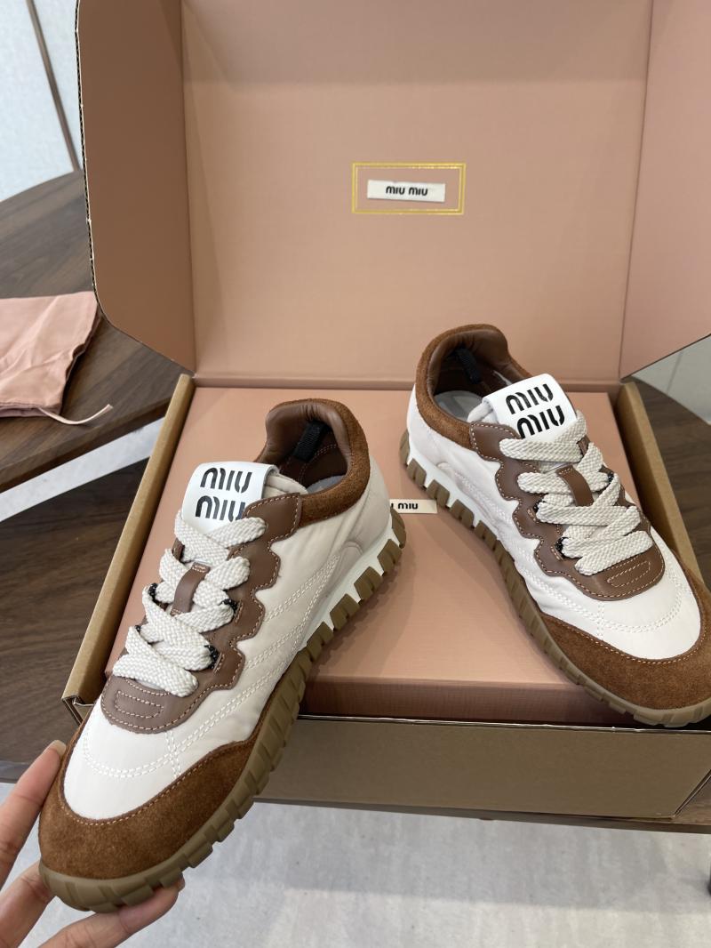Miu Miu Sneakers DGP11310