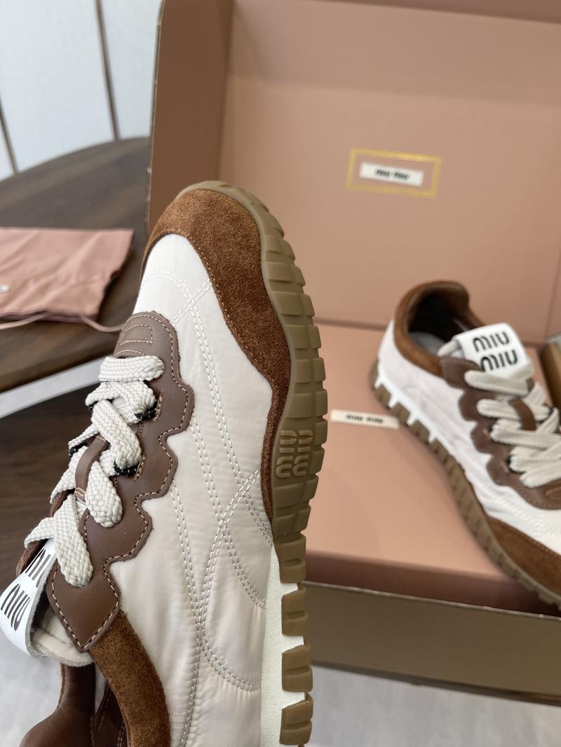 Miu Miu Sneakers DGP11310