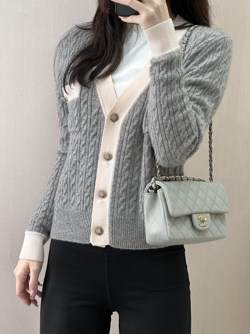 Small Chanel Flap Bag Light Grey A01116