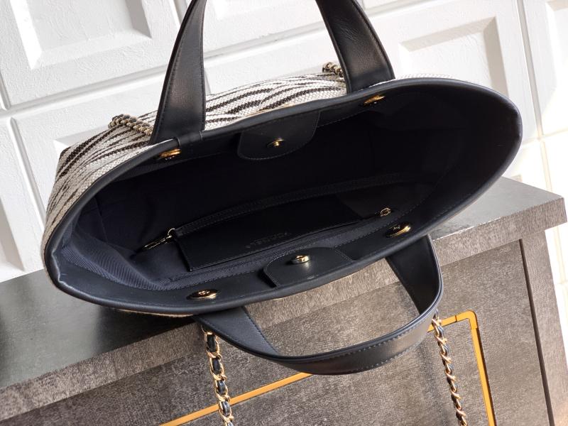 Small Chanel Shopping Bag Black AS6005